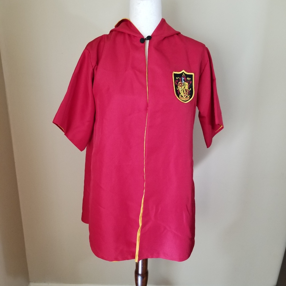 Universal Studios Harry Potter Red Cape with Hood Gryffindor Size Small